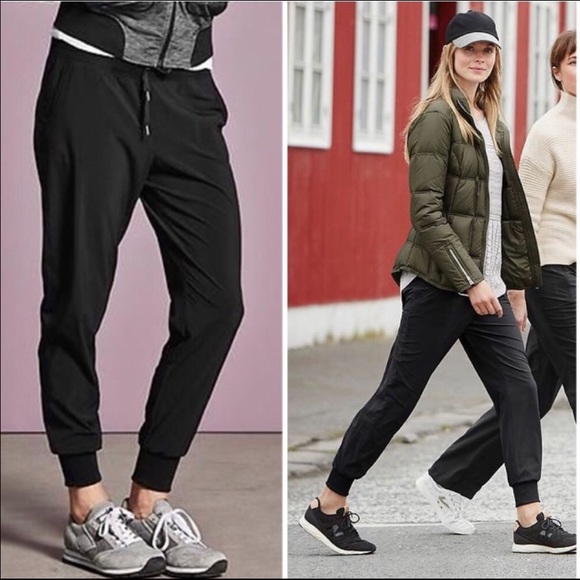 Athleta Pants - Athleta City Jogger Pants. Size 8